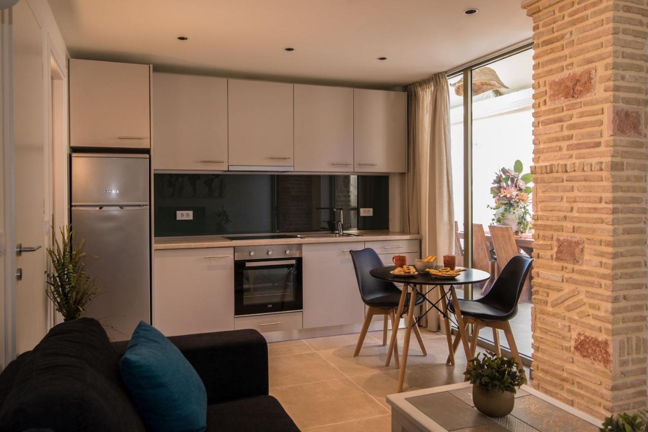 Lodge Modern Apartments, In Kalamaki Centre 部屋 写真
