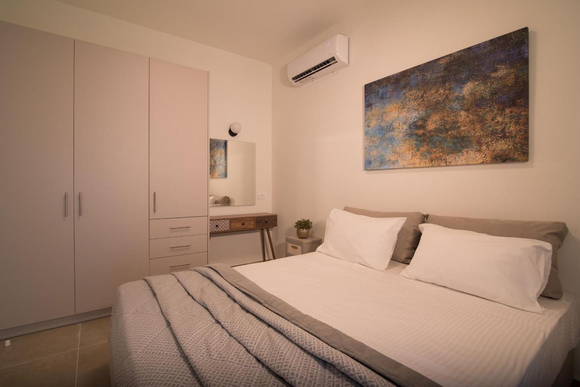 Lodge Modern Apartments, In Kalamaki Centre 部屋 写真